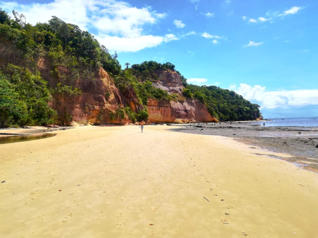 praia de monte cristo bom jesus dos pobres