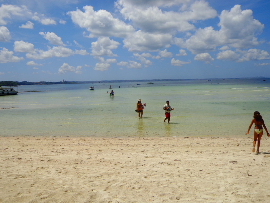 praia das neves ilha de maré