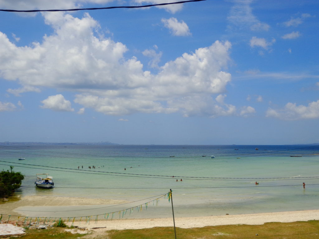 praia das neves em ilha de maré