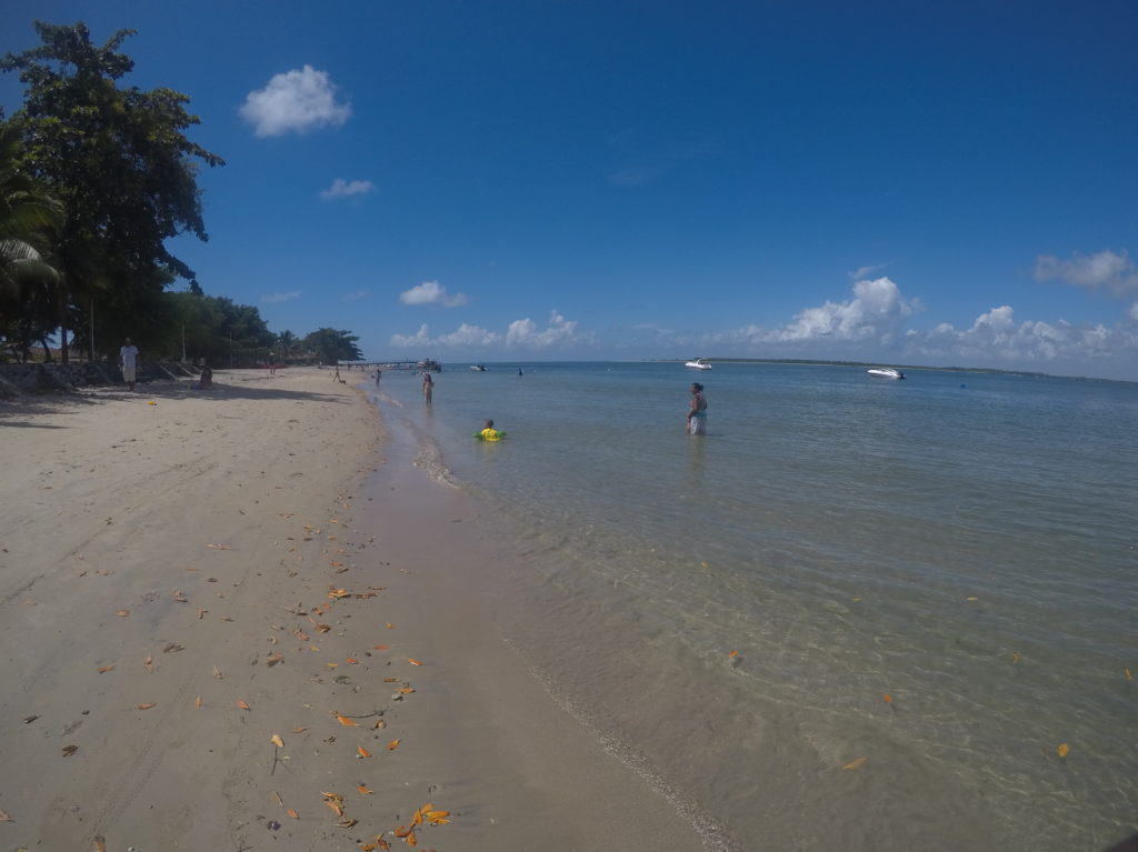 melhores praias da ilha de itaparica