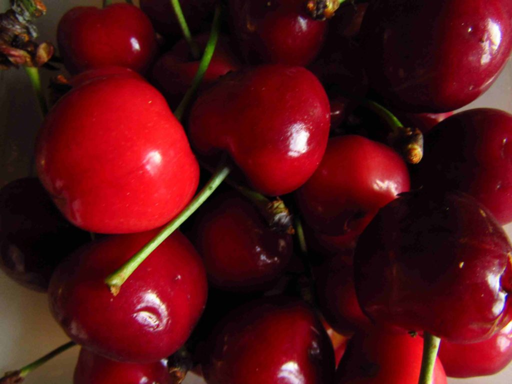 o que comer em paris frutas cerejas