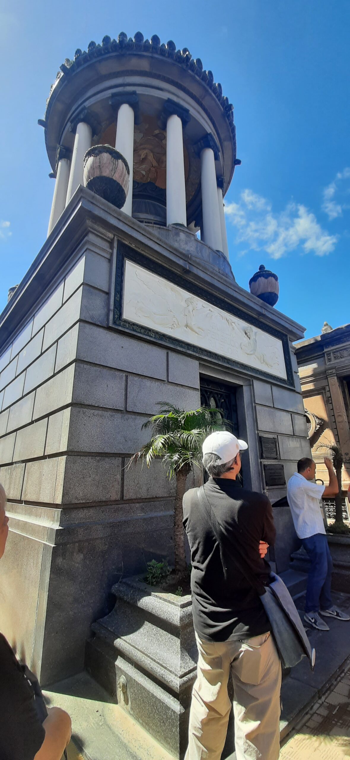 cemiterio la recoleta em buenos aires